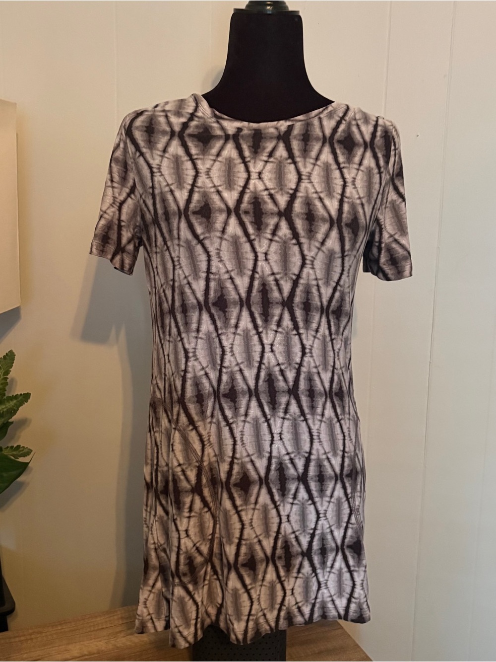LOGO Lori Goldstein Geometric Tie Dye Mini Dress or Shirt Size M Pockets